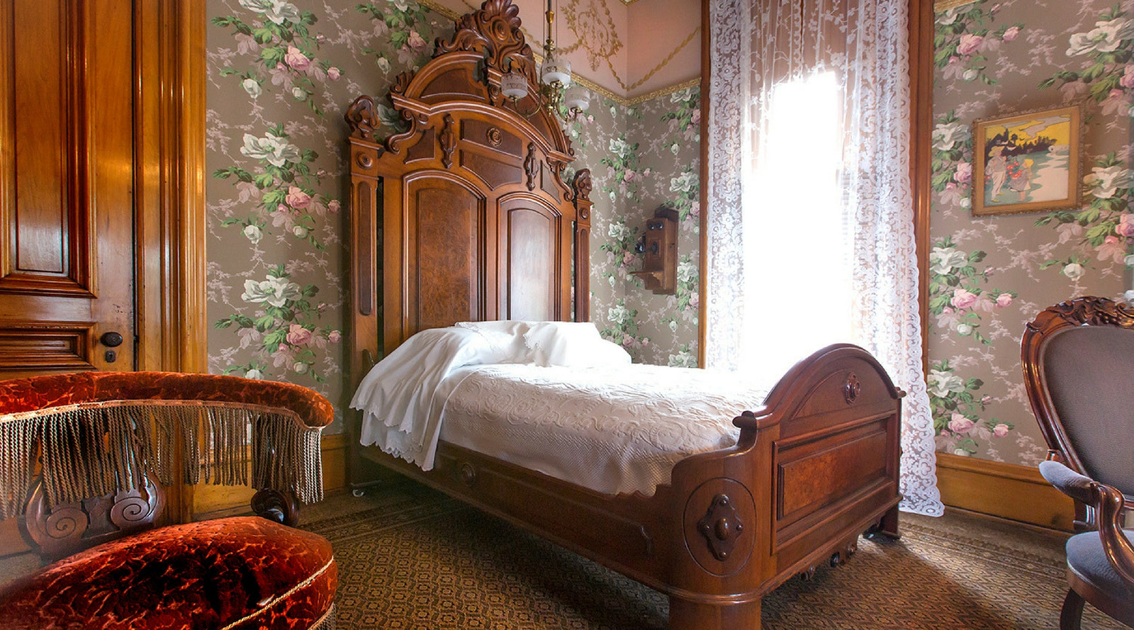 Replication of Historic Wallcovering